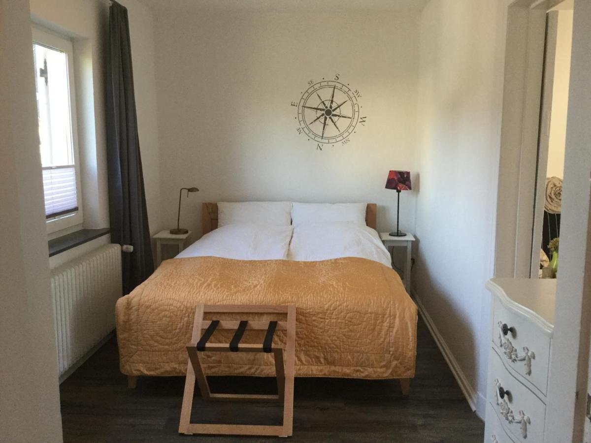 Ferienhaus Us Luett Hus Und Das Zimmer Linde Im Haupthaus Oldenburg Eksteriør bilde