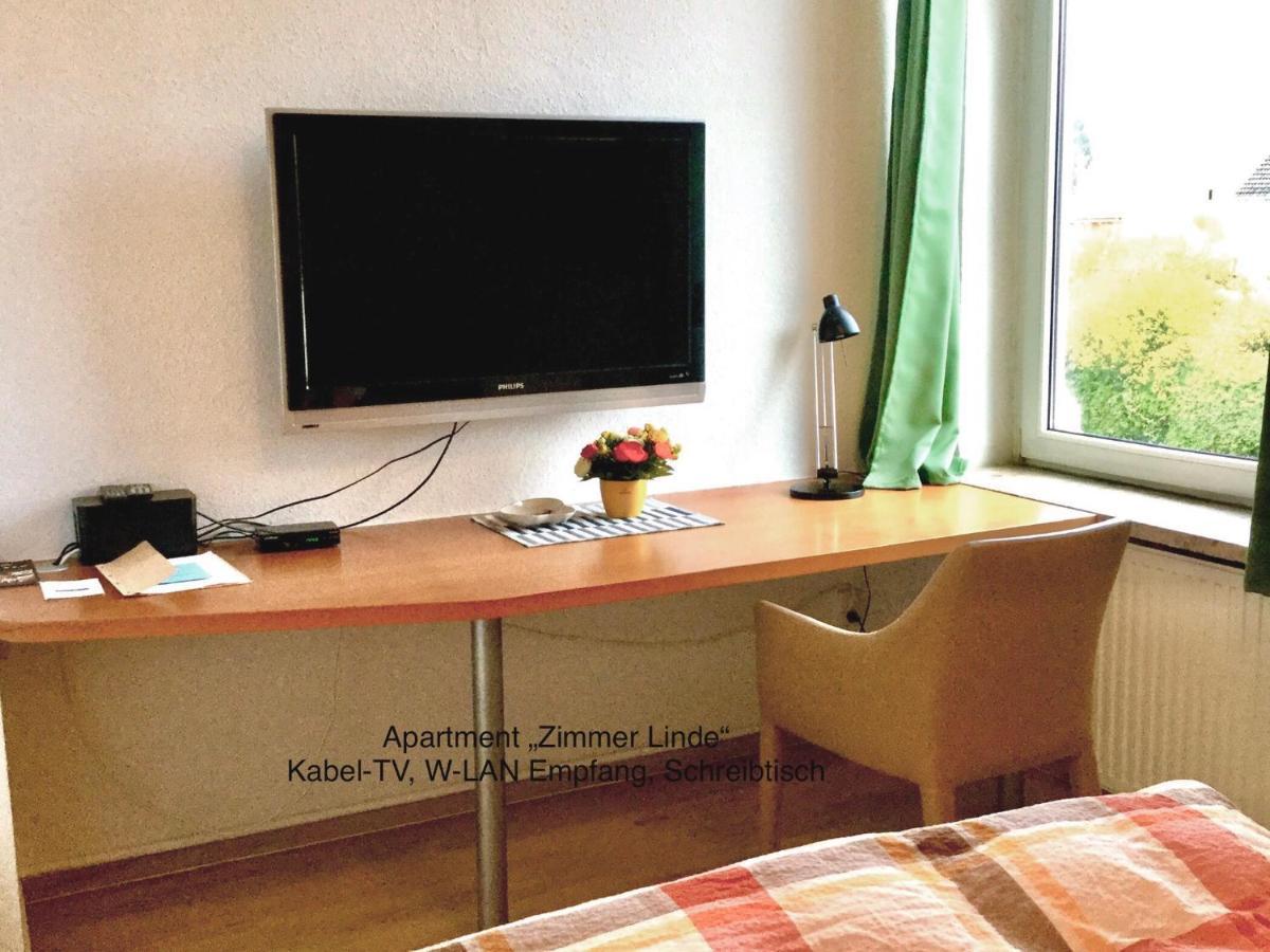 Ferienhaus Us Luett Hus Und Das Zimmer Linde Im Haupthaus Oldenburg Eksteriør bilde