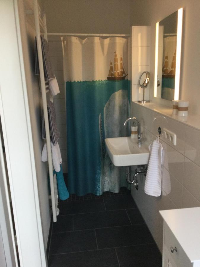 Ferienhaus Us Luett Hus Und Das Zimmer Linde Im Haupthaus Oldenburg Eksteriør bilde