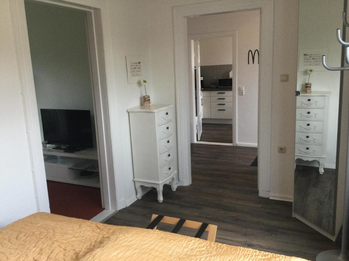 Ferienhaus Us Luett Hus Und Das Zimmer Linde Im Haupthaus Oldenburg Eksteriør bilde